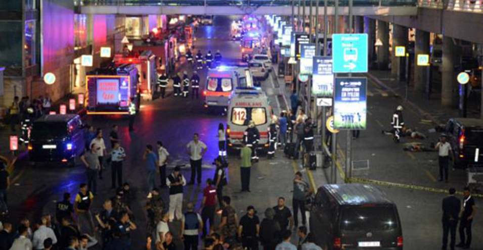 مرگ ۳۶ نفر در حملات انتحاری هماهنگ در فرودگاه استانبول