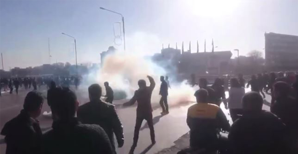 ۵۲ نفر در تجمع اعتراضی در مشهد بازداشت شدند