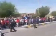 تظاهرات اعتراضی در منطقه شاپور جدید اصفهان برای دومین روز و درگیری پلیس با مردم