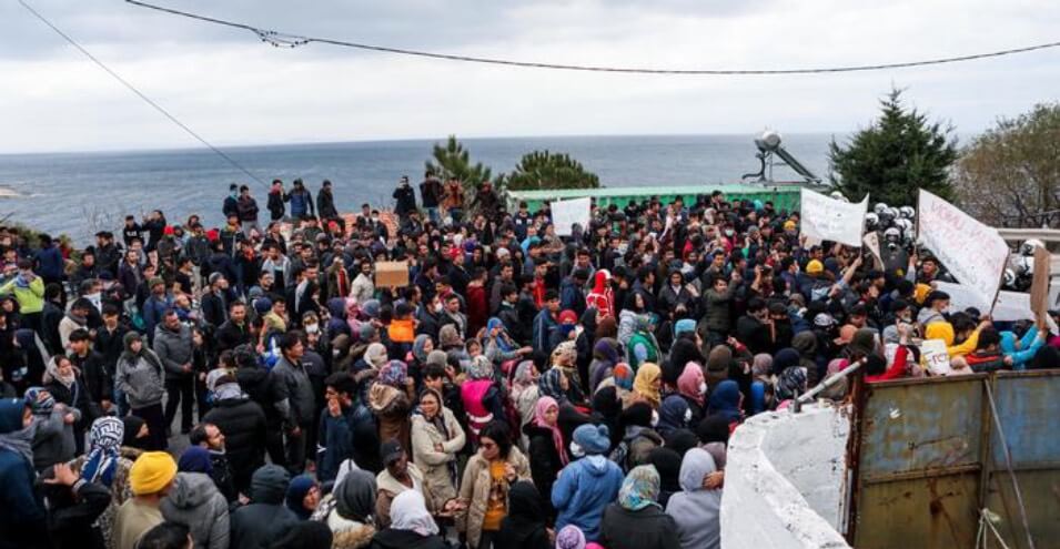 افزایش فشار یونان بر سازمان‌های غیردولتی کمک به پناهجویان