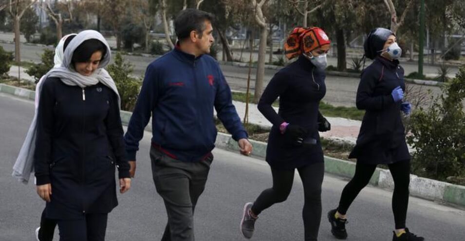 وزارت بهداشت: شیوع کرونا احتمالا تا خرداد ۹۹ ادامه دارد