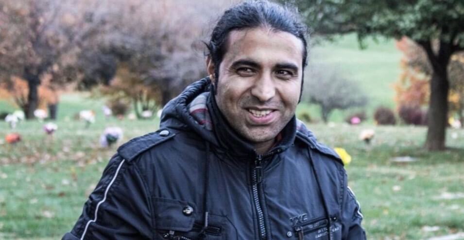 علی عجمی، فعال ایرانی حقوق‌ بشر، در آمریکا درگذشت