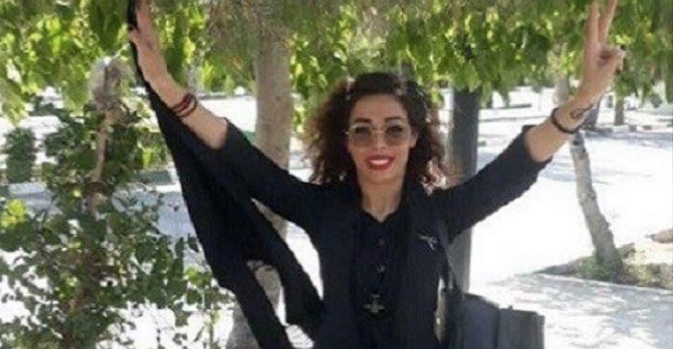 حکم دو سال زندان یک فعال حقوق زنان در دادگاه تجدیدنظر تائید شد؛ جرم: اعتراض به حجاب اجباری
