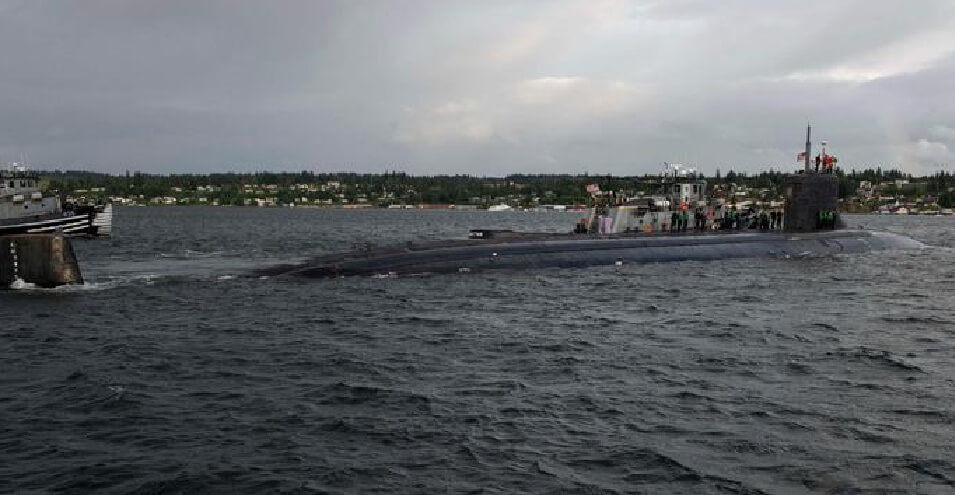 برخورد زیردریایی اتمی آمریکا با یک شی ناشناس در دریای جنوبی چین