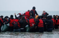 مرگ حداقل ۳۱ مهاجر هنگام عبور از کانال مانش