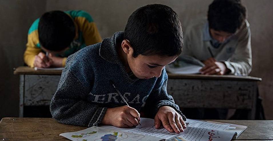 در سایه فقر و محرومیت؛ ترک تحصیل ۱۵۰۰ دانش آموز در استان یزد