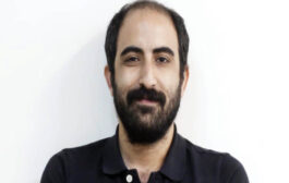 یک خبرنگار حوزه اقتصادی از سوی جمهوری اسلامی به بیش از سه سال زندان محکوم شد
