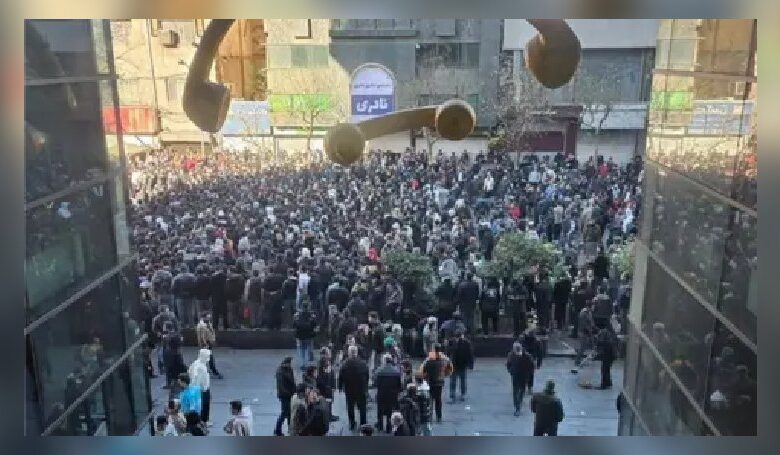 سقوط تاریخی ریال