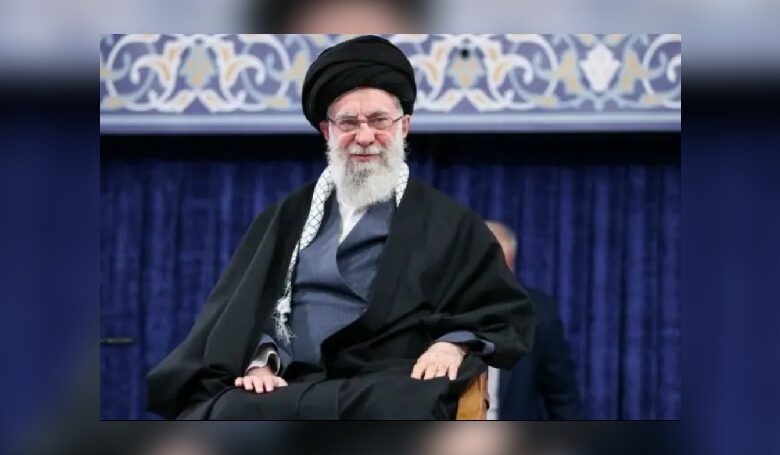 تناقض در سخنان علی خامنهای