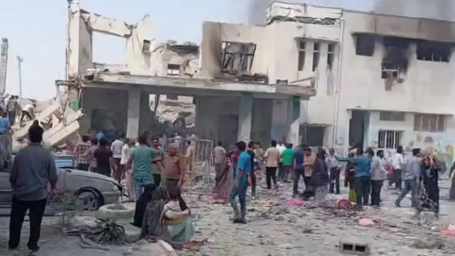 مدارس در نقش سپر انسانی