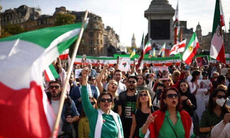 موج تجمعات ایرانیان در جهان