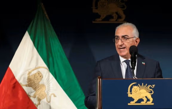 جمهوری اسلامی رفتنی است